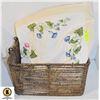 Image 1 : VINTAGE PATCHWORK QUILT IN BASKET-ESTATE