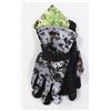 Image 1 : NEW CAMO COLOURING WINTER GLOVES