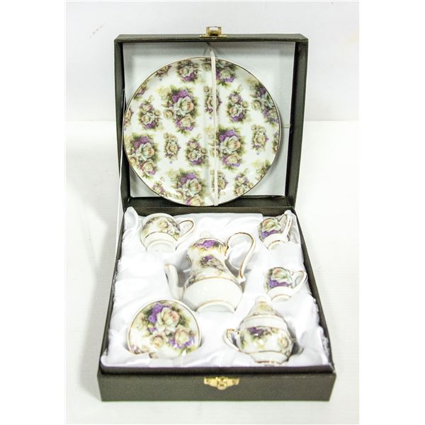 VINTAGE ACE GIFT COLLECTION ROYAL