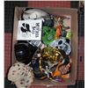 Image 1 : HALLOWEEN MASKS & DISPLAYS ALL TOGETHER-ESTATE