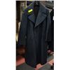 Image 1 : SIZE 40 VINTAGE RCAF WOOL COAT-ESTATE