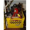 Image 1 : CRATE OF HYDRAULIC JACKS + MORE