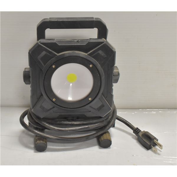 SMALL LED WORK LIGHT