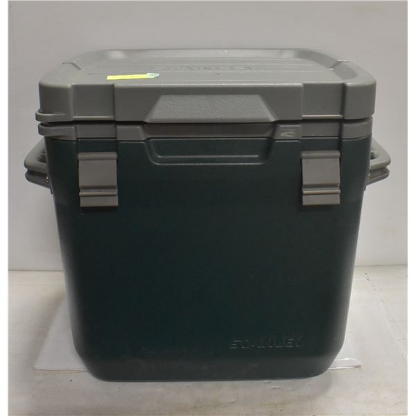 STANLEY CAMP COOLER
