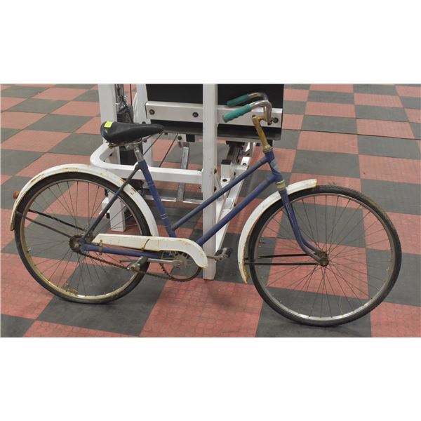 ANTIQUE HERCULES PEDAL BIKE