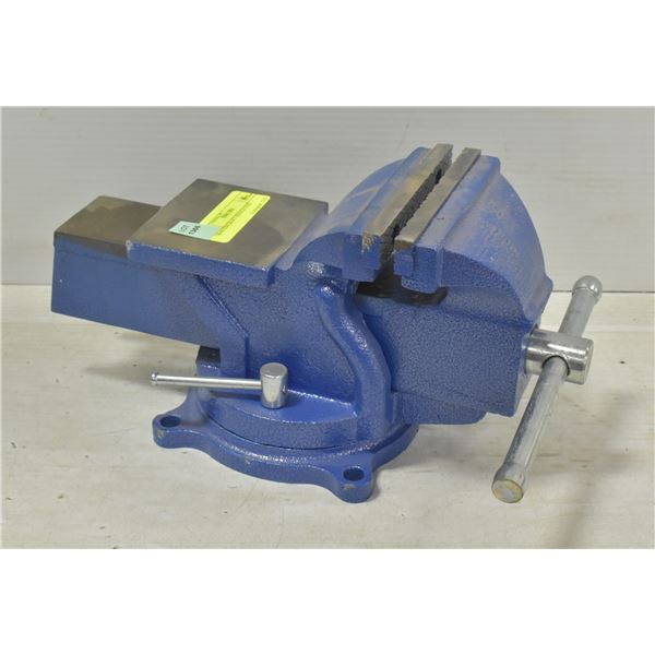 MASTERCRAFT BENCH VISE