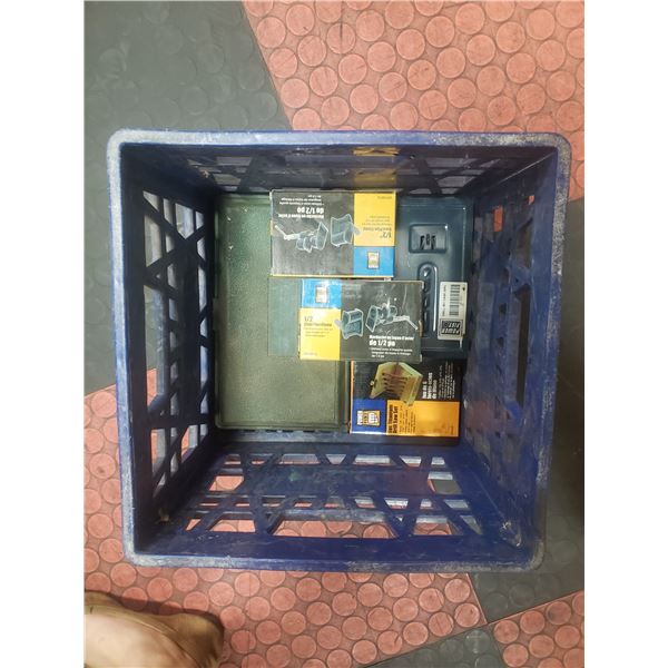 CRATE OF VARIOUS TOOLS