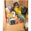 Image 1 : PALLET OF ESTATE ITEMS & GARAGE TOOLS & MORE