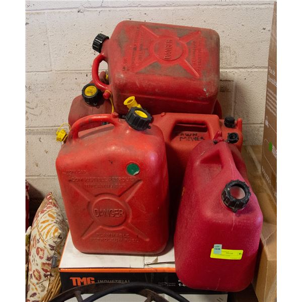 6 GAS JERRY CANS