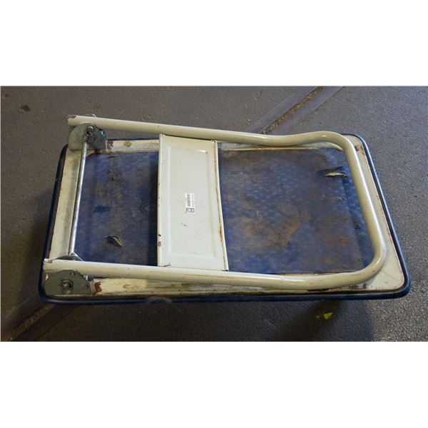 330LB FOLDUP CART PUSH