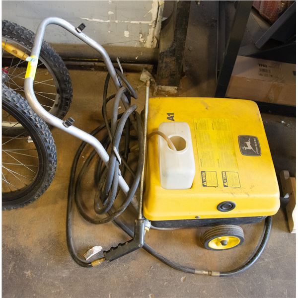 JOHN DEERE ELECTRIC SPRAYER