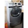 Image 1 : KENMORE ELITE GREY FRONT LOAD STEAM DRYER