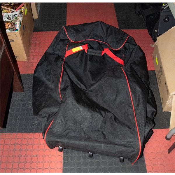 LARGE HOCKEY BAG WITH WHEELS