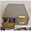 Image 1 : SMALL DRAWER CASE FILLED WITH VACUUM TUBES