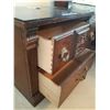 Image 3 : Wood Nightstand Cat C