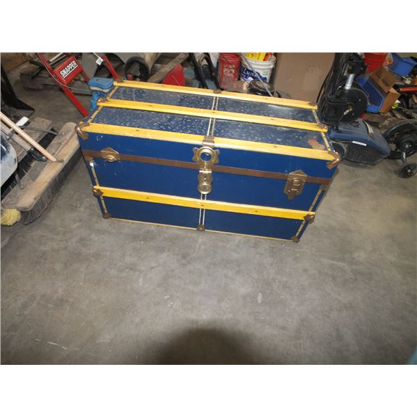 Old Blue Trunk