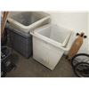 Image 1 : 4 Linen Bins On Wheels