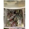 Image 8 : 8-DRAWER ORGANIZER WITH ASSORTED JEWELRY / CRAFT SUPPLIES