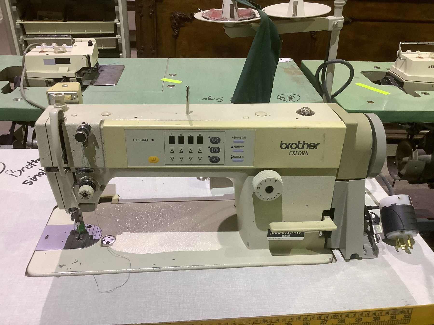 BROTHER EXEDRA DB2-B737-413 INDUSTRIAL SINGLE NEEDLE SEWING MACHINE