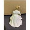 Image 2 : ROYAL DOULTON FIGURE "AMANDA" HN 7996