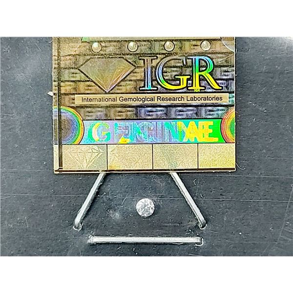 WHITE DIAMOND 0.0125 ct.  (with certficate)