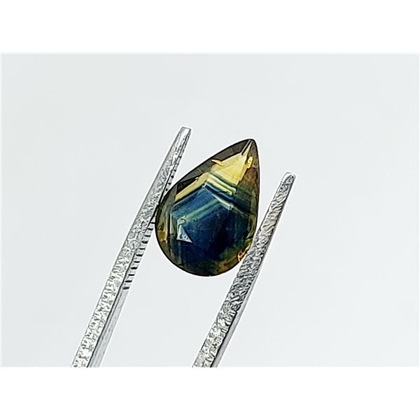 2.51 ct. EXCEPTIONALLY RARE PARTI SAPPHIRE  3 COLOURS UNIQUE PATTERN