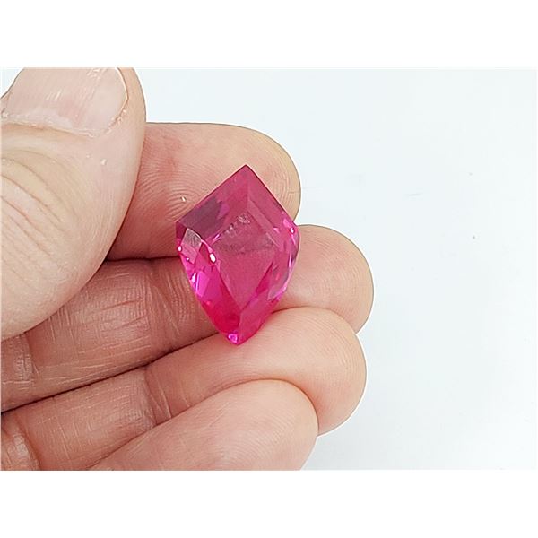 SUPERB GIANT RUBY 28.25 ct.