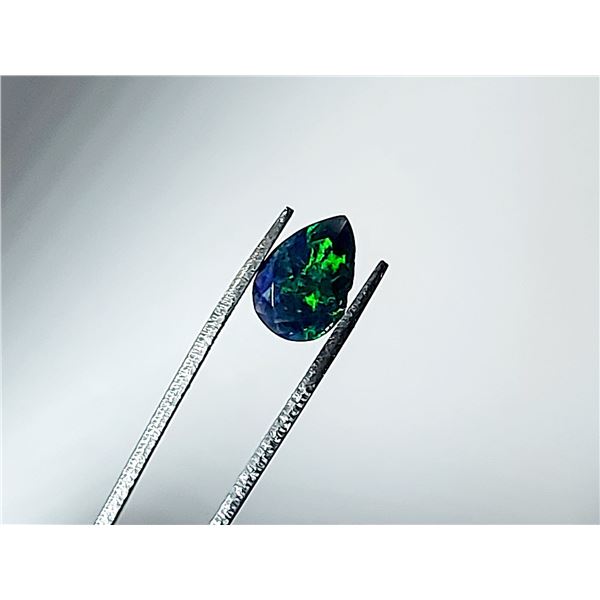 SPARKLING BLACK OPAL FULL PLAY OF COLOUR 1.06 ct.