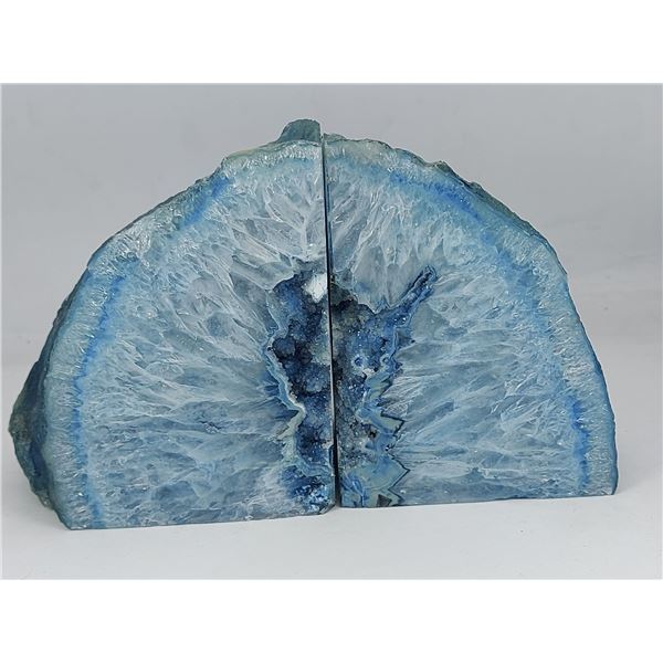 BYG DYED BRAZILIAN AGATE AND QUARTZ BOOK-ENDS