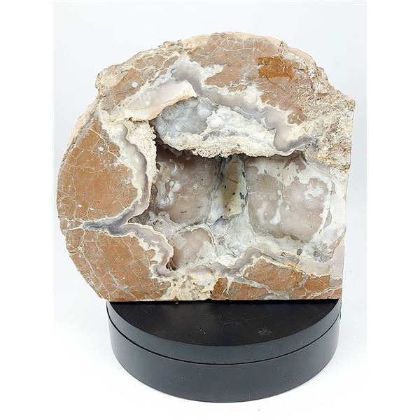 FANTASTIC BIG THUNDER EGG HALF POLISHED