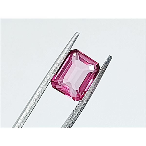 UNIQUE PINK TOPAZ 3.25 ct.