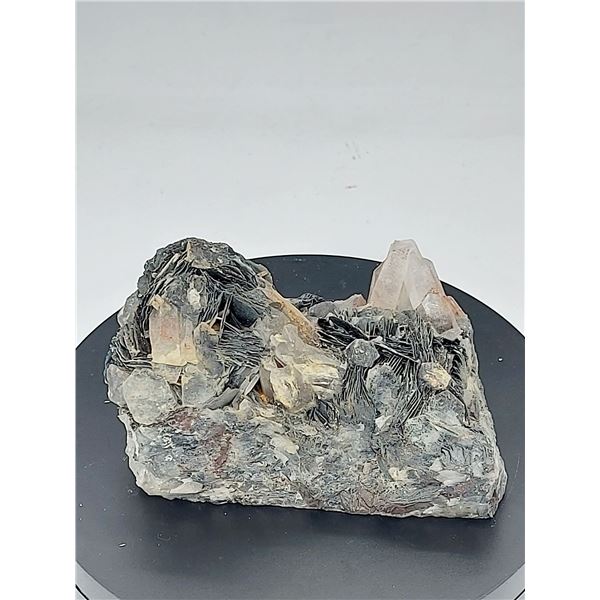 EXCEPTIONALY RARE SPECULARITE W/QUARTZ