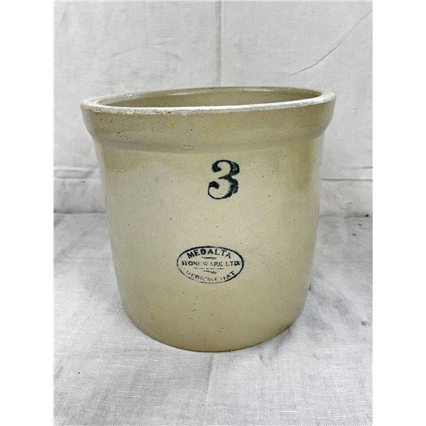 #3 Medalta Crock