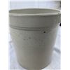 Image 7 : Medalta Potteries