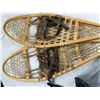 Image 2 : Vintage Snowshoes