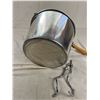 Image 3 : Vintage CamCo Hand Crank Manual Bread Dough Mizer 12qt