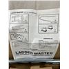 Image 2 : Ladder Master - Automatic Locking - Ladder Leveler