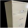 Image 2 : 4 drawer filing cabinet