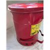 Image 2 : 6-Gal. Oily Waste Can