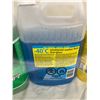 Image 4 : Winter Washer Fluid Lot