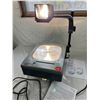 Image 1 : 3M Overhead Projector