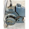 Image 2 : Vintage Homelite 500 Chainsaw