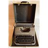 Image 1 : Vintage Underwood typewriter