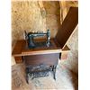 Image 7 : Reliance Sewing Machine