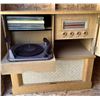 Image 7 : Electrohome Stereo Console