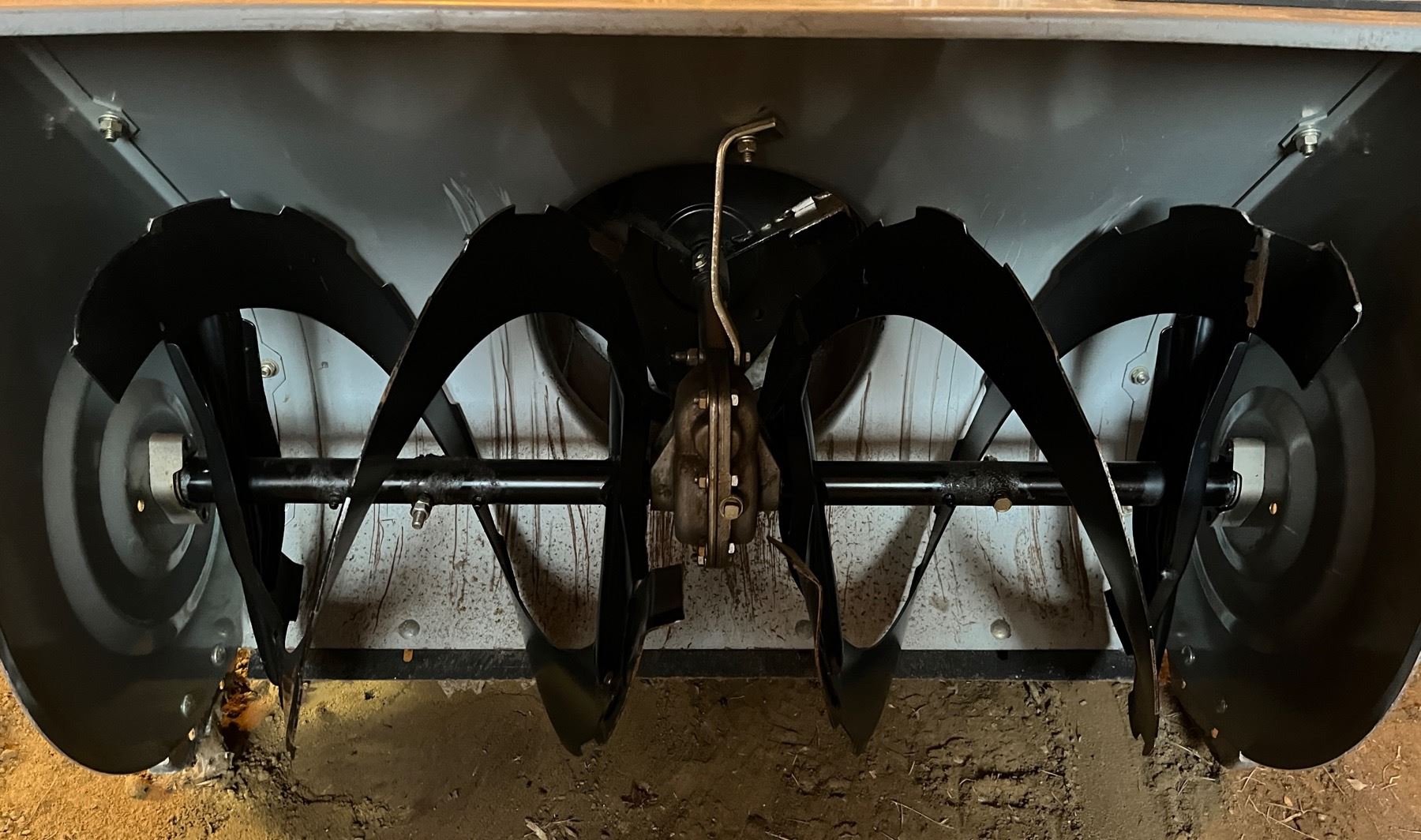 SEARS CRAFTSMAN Trac-Drive Snowblower - Sunrise Estate Services Ltd