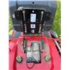 Image 11 : Yard Machines Lawn Mower