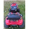 Image 3 : Yard Machines Lawn Mower