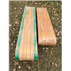 Image 3 : 2 Wooden Sleds