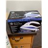 Image 2 : Ironing board and Iron